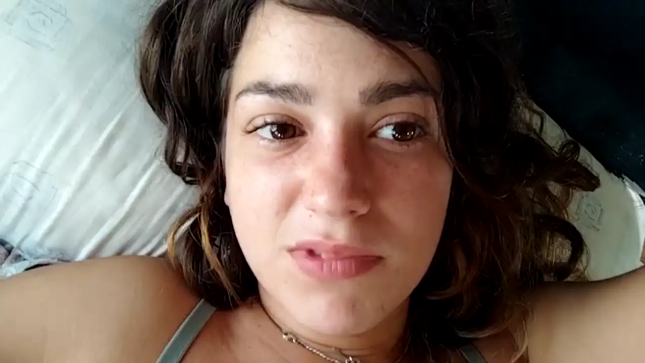 Valentinasfilms – Amateur.tv Recorded Sex Show – 2025-02-05 00:53:15