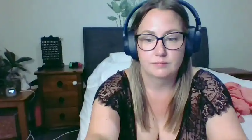 Bustyblissxx – Stripchat Recorded Sex Show – 2026-05-28 01:18:24