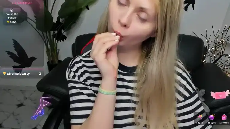 Shy_ensley – Streamate Recorded Sex Show – 2025-07-07 23:32:07