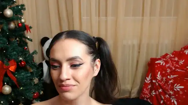 Vievienneclemente – Xlovecam Recorded Sex Show – 2025-11-15 04:27:47