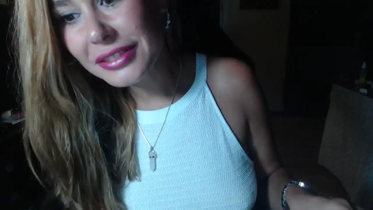 Albaybombon – Amateur.tv Recorded Sex Show – 2026-01-13 06:54:32