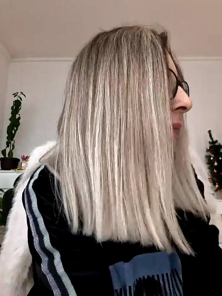 Sukygirl – Stripchat Recorded Sex Show – 2025-02-10 02:56:27