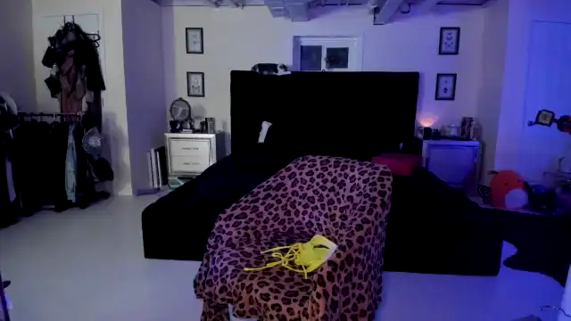 Venomousval – Myfreecams Recorded Sex Show – 2025-04-13 17:45:32