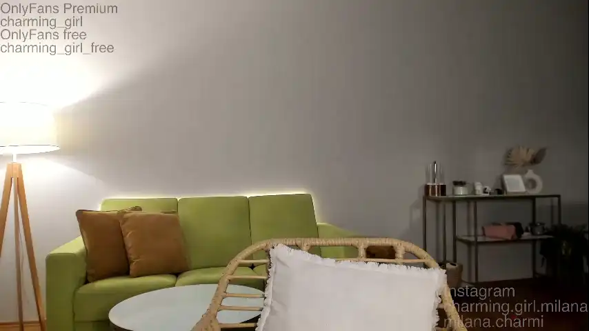 Charming_girls – Chaturbate Recorded Sex Show – 2025-07-05 09:44:07