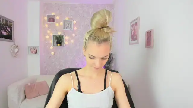 Lexy_belle18 – Myfreecams Recorded Sex Show – 2025-11-11 21:22:51