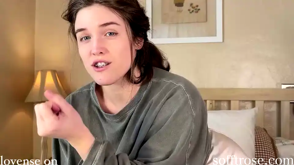 Sofftrose – Chaturbate Recorded Sex Show – 2025-10-04 19:14:18