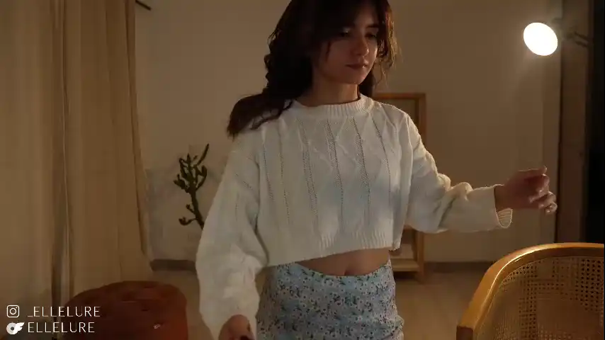 Ellelure_ – Chaturbate Recorded Sex Show – 2025-08-27 01:05:43