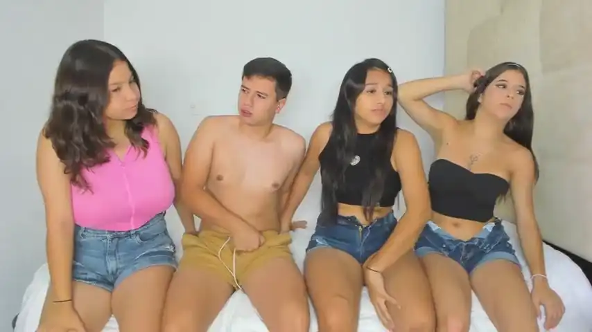 Girlswetroom – Stripchat Recorded Sex Show – 2026-05-26 08:46:20