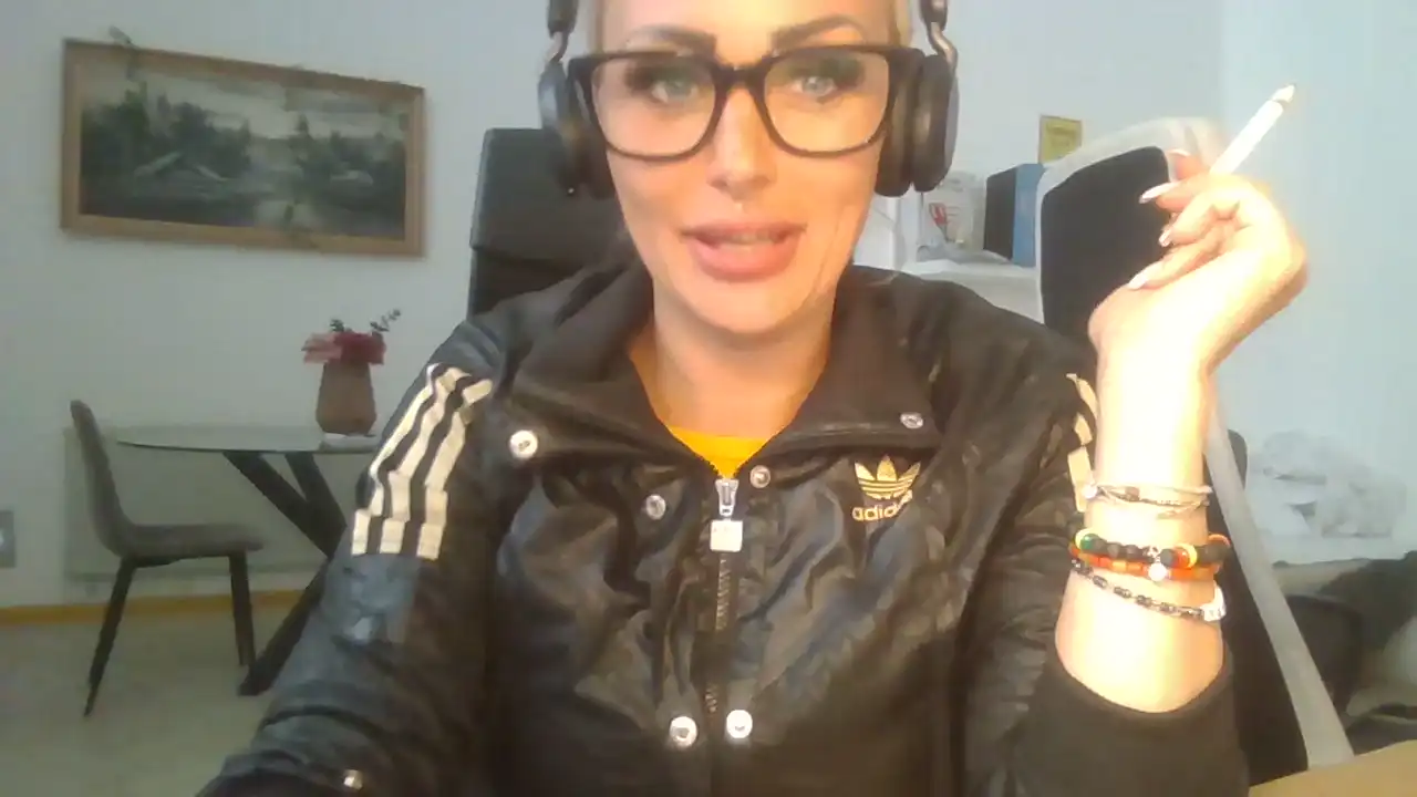 Swedishassfun – Cam4 Recorded Sex Show – 2025-02-28 22:35:05