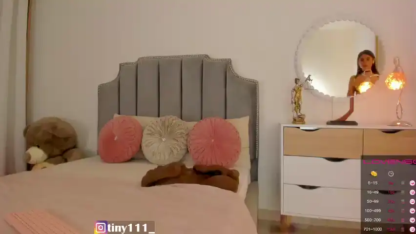 Tinyrouse – Bongacams Recorded Sex Show – 2025-12-19 12:04:40
