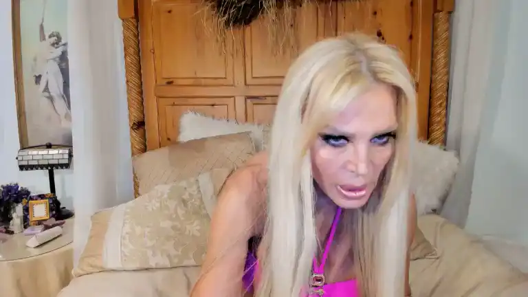 Amberlynnxxx – Streamate Recorded Sex Show – 2025-10-01 04:45:00
