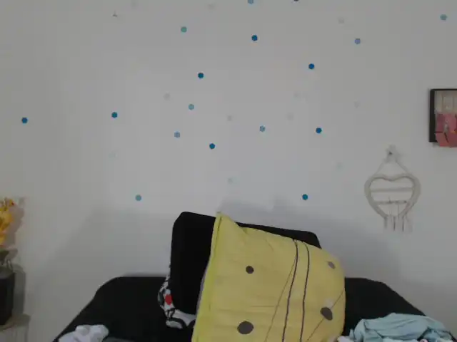 Juliafrancaise – Xlovecam Recorded Sex Show – 2025-06-11 22:03:31