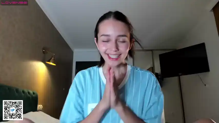 Oooops__ – Chaturbate Recorded Sex Show – 2025-01-17 23:50:55
