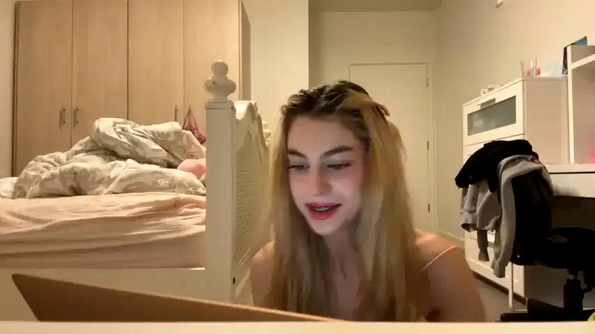 Playboybarbie666 – Chaturbate Recorded Sex Show – 2025-04-04 07:29:03