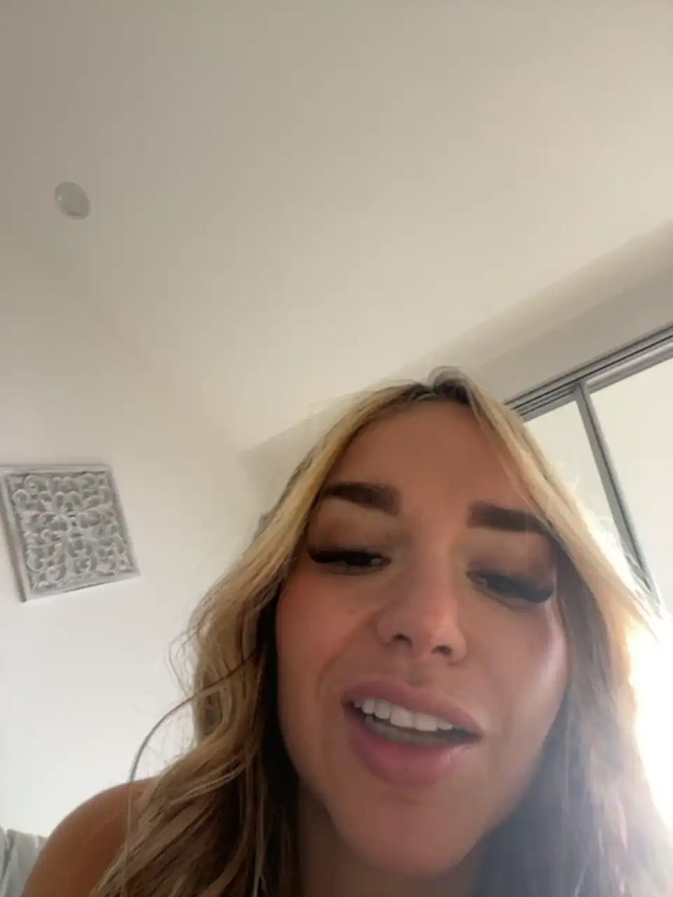 Miranda-ray – Bongacams Recorded Sex Show – 2025-05-25 15:22:05
