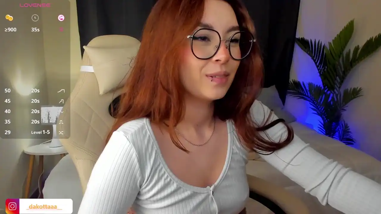 Dakottaa_ – Stripchat Recorded Sex Show – 2025-05-05 13:15:15