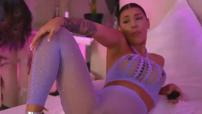 Natydesiree – Bongacams Recorded Sex Show – 2025-06-04 08:54:32
