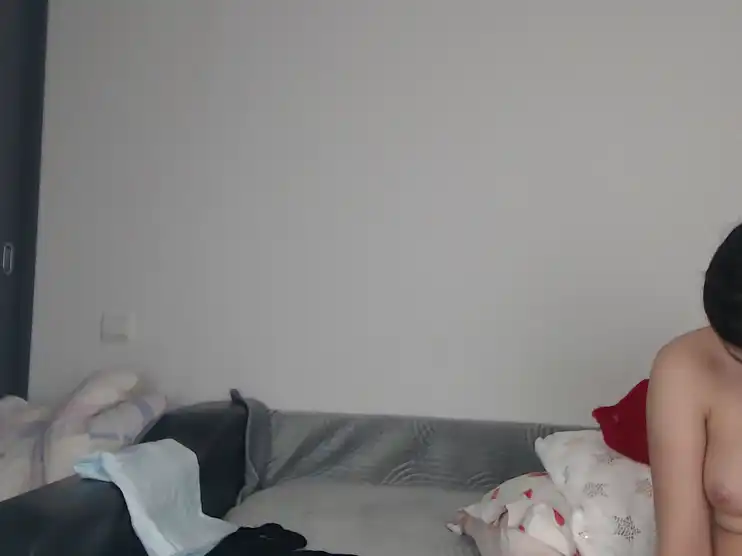 Secretallyce – Xlovecam Recorded Sex Show – 2025-09-18 13:03:56