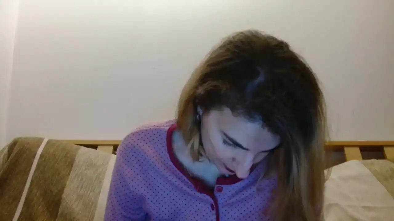 Gemmagomory – Amateur.tv Recorded Sex Show – 2025-07-17 02:38:31