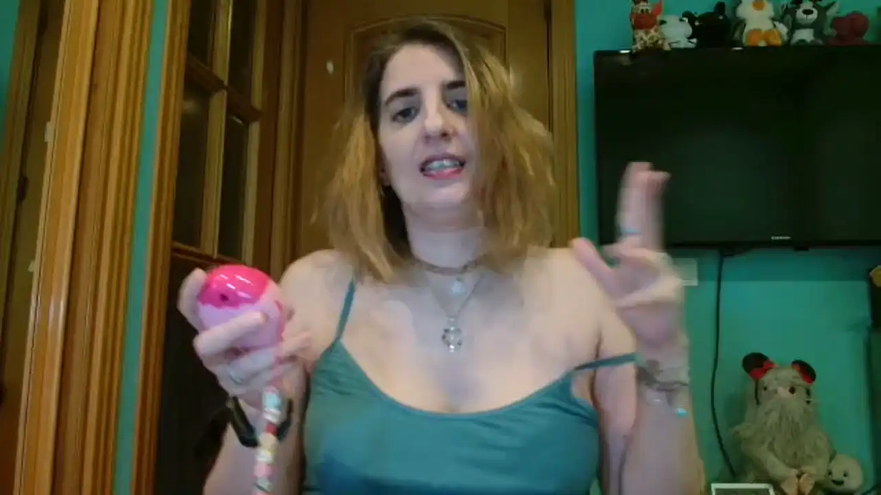 Gemmagomory – Amateur.tv Recorded Sex Show – 2026-01-27 22:11:15