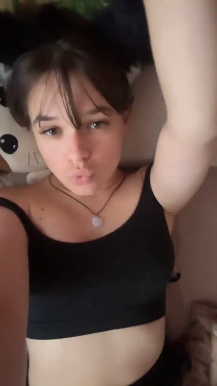 Herliossa – Xlovecam Recorded Sex Show – 2025-05-23 17:59:54