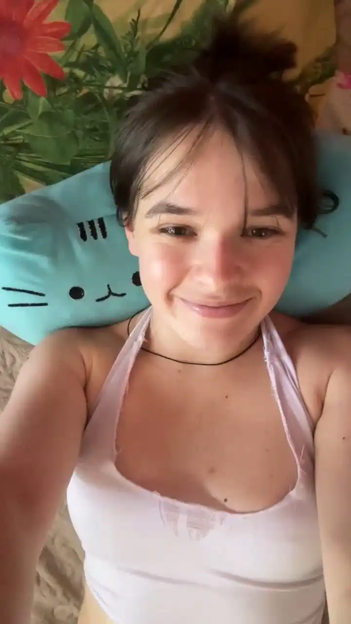 Herliossa – Xlovecam Recorded Sex Show – 2025-02-22 10:23:05