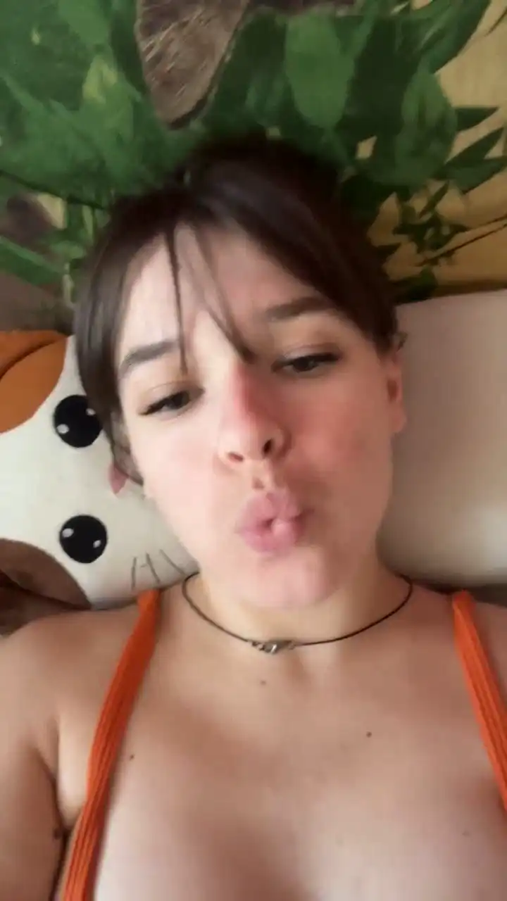Herliossa – Xlovecam Recorded Sex Show – 2025-02-22 02:49:04