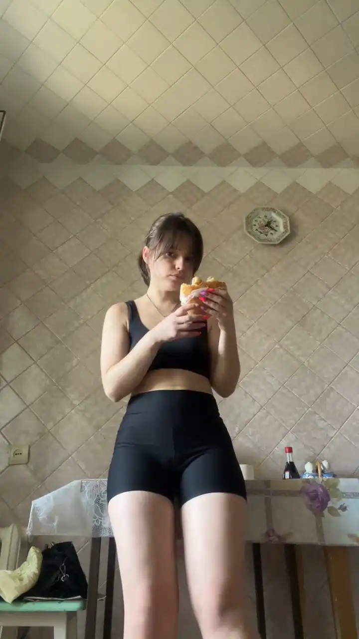 Herliossa – Xlovecam Recorded Sex Show – 2025-04-19 05:24:50