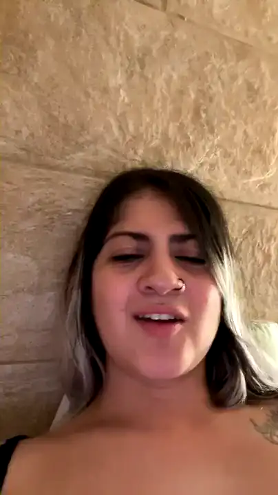 Sofichasexx – Amateur.tv Recorded Sex Show – 2025-11-24 23:41:39