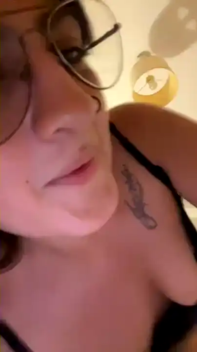 Sofichasexx – Amateur.tv Recorded Sex Show – 2025-10-29 13:24:31