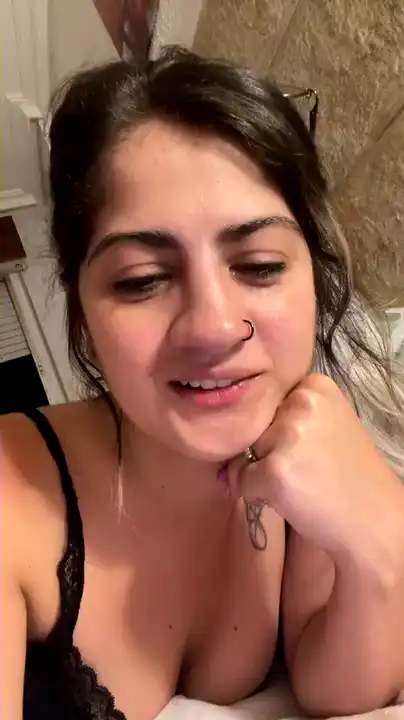 Sofichasexx – Amateur.tv Recorded Sex Show – 2025-02-28 23:01:53
