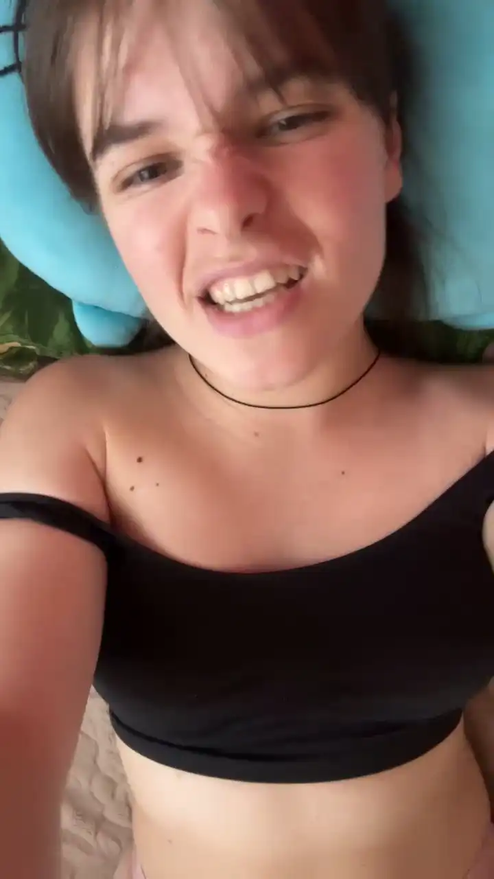 Herliossa – Xlovecam Recorded Sex Show – 2025-04-18 05:42:48