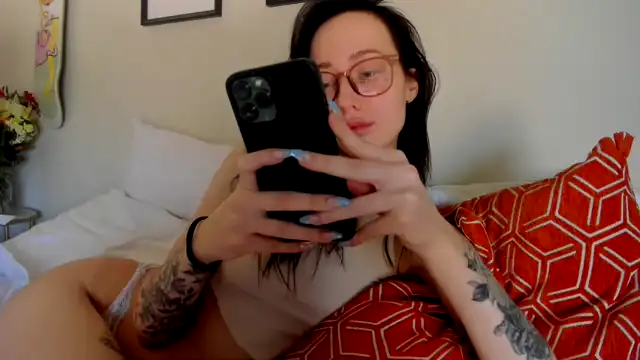 Little-lillyy – Flirt4free Recorded Sex Show – 2025-09-26 21:27:05
