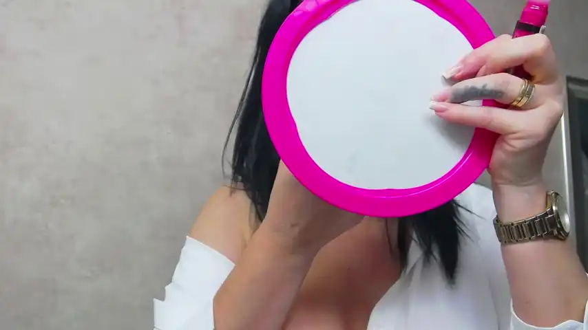 Nicollereyn – Stripchat Recorded Sex Show – 2025-01-01 00:11:50