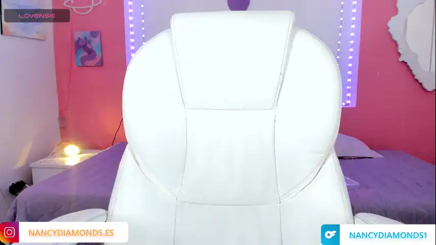 Nancydiamonds – Chaturbate Recorded Sex Show – 2025-10-11 21:26:12