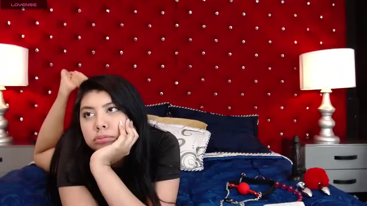 Annamonrroe – Amateur.tv Recorded Sex Show – 2025-08-29 06:59:14