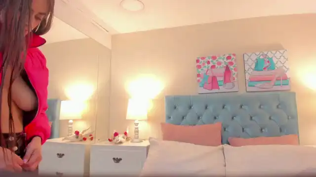 Ariannamour – Xlovecam Recorded Sex Show – 2025-12-25 19:46:31