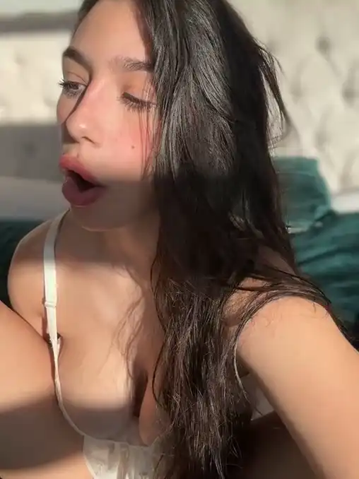 Lovelillyy – Stripchat Recorded Sex Show – 2025-08-17 14:55:58