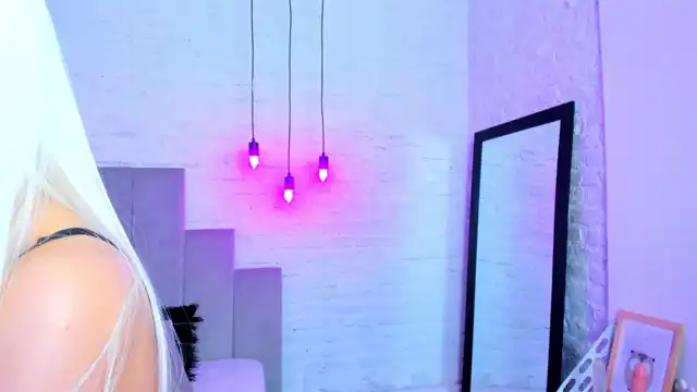 Sabripretty – Xlovecam Recorded Sex Show – 2026-01-20 22:22:05