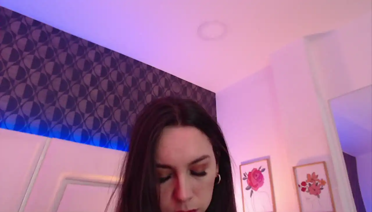 Miareed – Xlovecam Recorded Sex Show – 2026-05-24 18:40:44