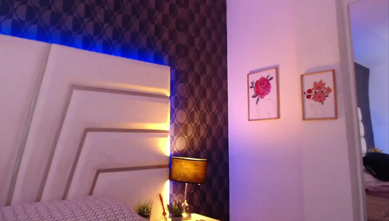 Miareed – Xlovecam Recorded Sex Show – 2025-12-31 20:41:51