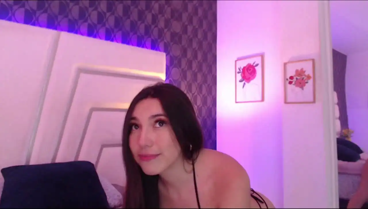 Miareed – Xlovecam Recorded Sex Show – 2025-07-27 09:48:10