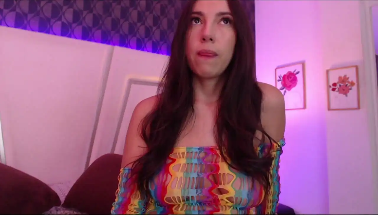 Miareed – Xlovecam Recorded Sex Show – 2025-02-07 03:14:41