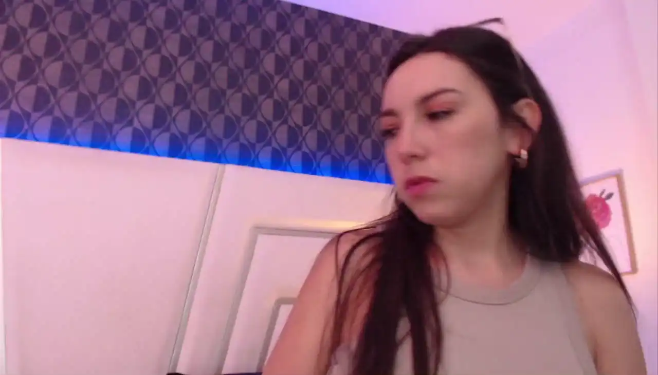 Miareed – Xlovecam Recorded Sex Show – 2025-03-06 18:26:17