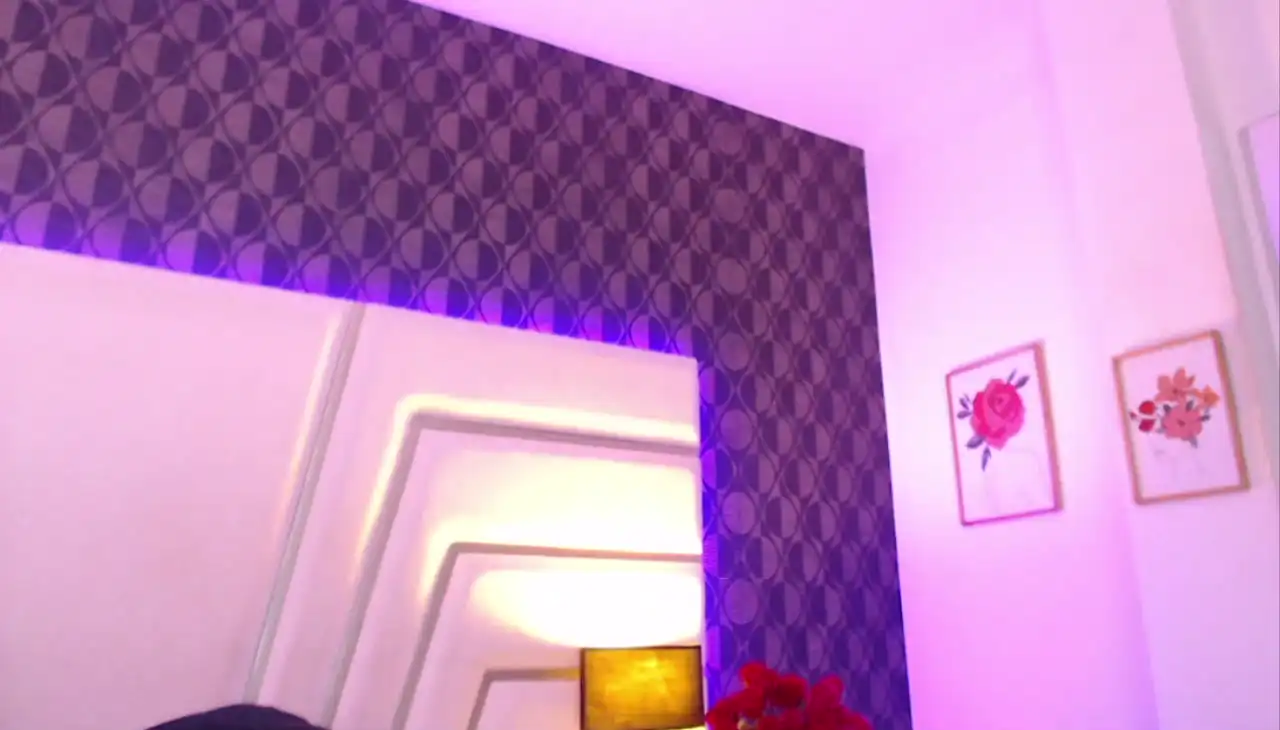 Miareed – Xlovecam Recorded Sex Show – 2025-04-26 01:30:31