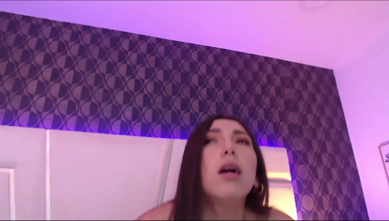 Miareed – Xlovecam Recorded Sex Show – 2025-03-23 20:18:28
