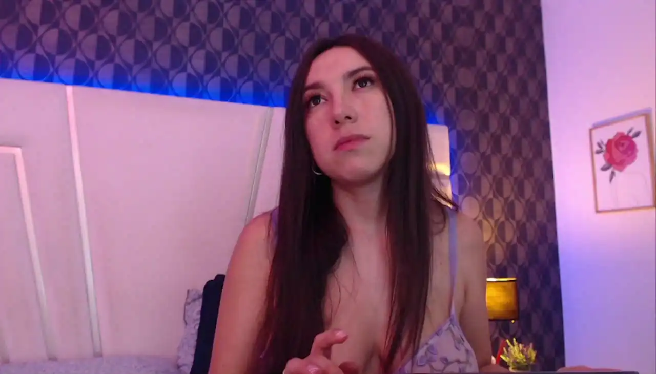 Miareed – Xlovecam Recorded Sex Show – 2025-05-11 22:09:05