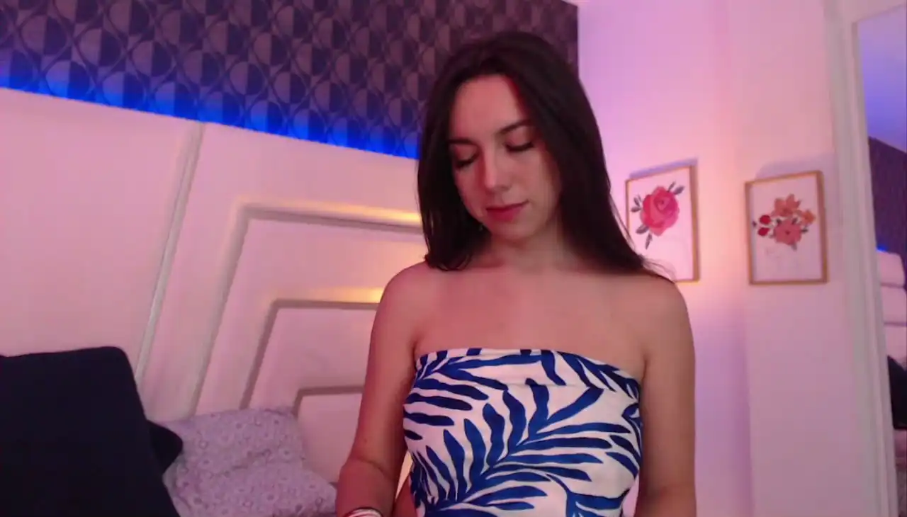 Miareed – Xlovecam Recorded Sex Show – 2025-06-24 06:17:07