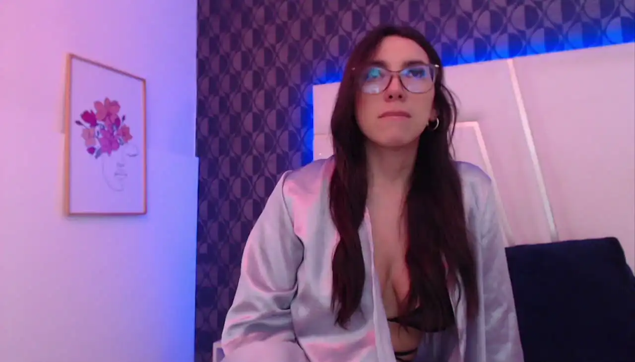 Miareed – Xlovecam Recorded Sex Show – 2025-05-26 20:01:37