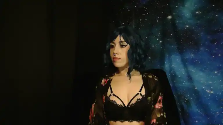 Missvikkiblue – Streamate Recorded Sex Show – 2025-08-17 16:41:38